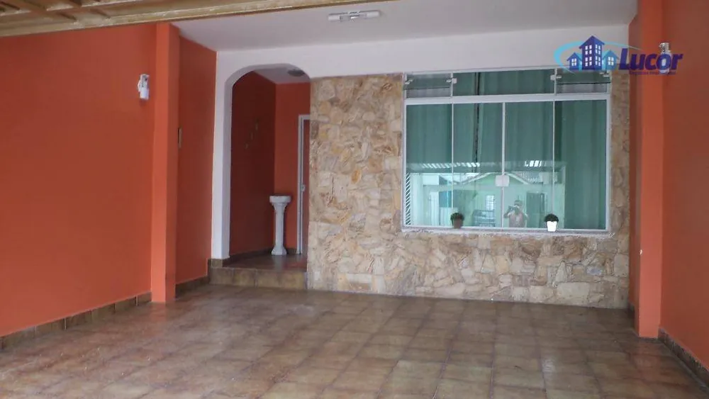 Sobrado, 3 quartos, 216 m² - Foto 3