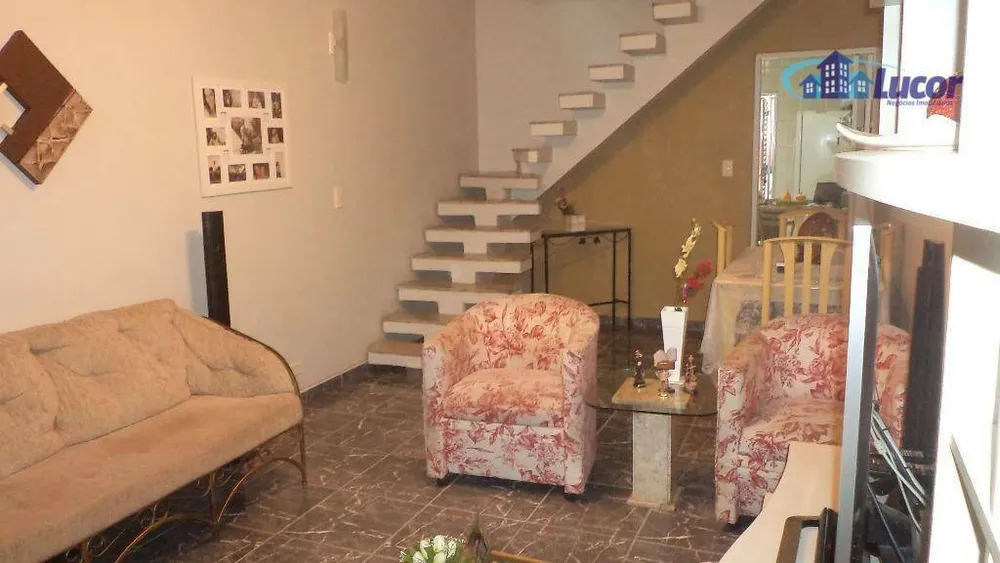 Sobrado, 3 quartos, 216 m² - Foto 4