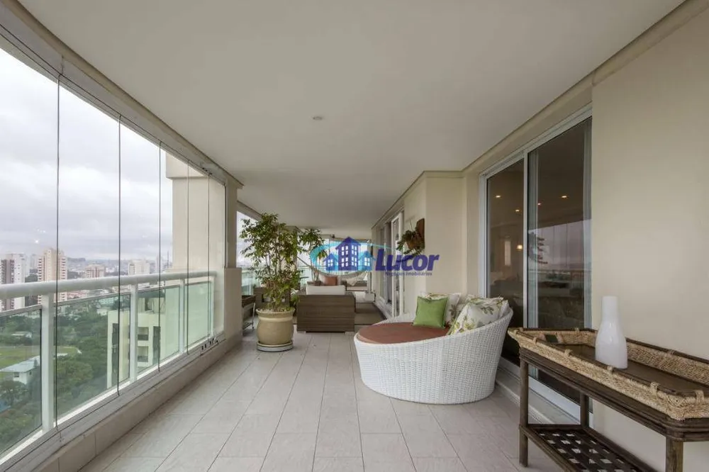 Apartamento, 3 quartos, 355 m² - Foto 2