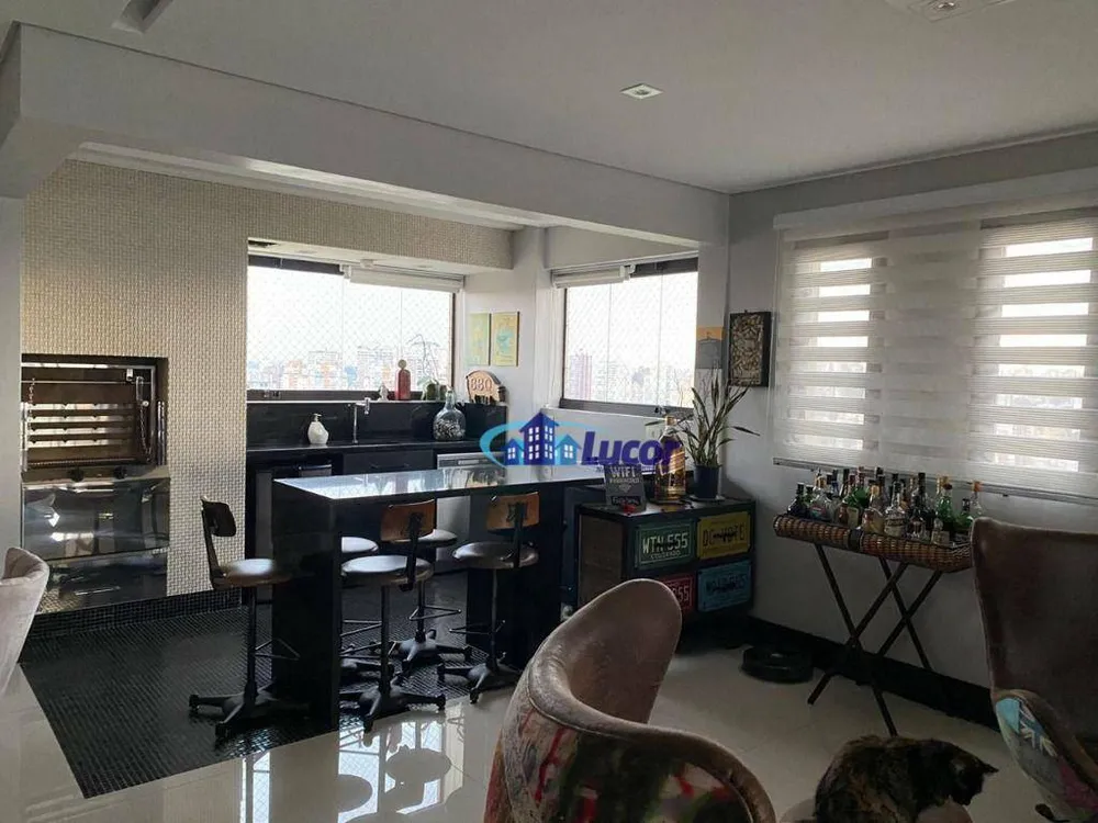 Apartamento, 4 quartos, 207 m² - Foto 2