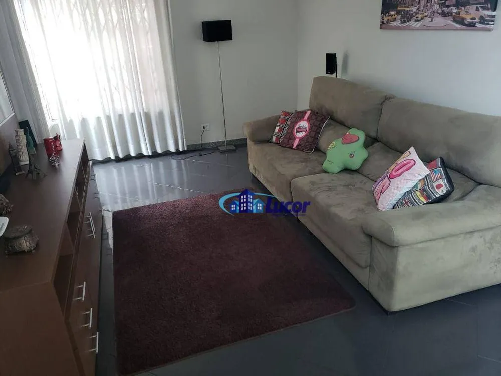 Sobrado, 3 quartos, 210 m² - Foto 1
