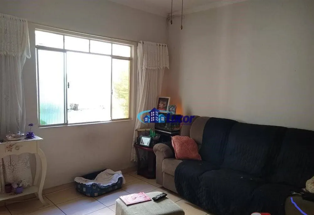Casa, 3 quartos, 184 m² - Foto 3