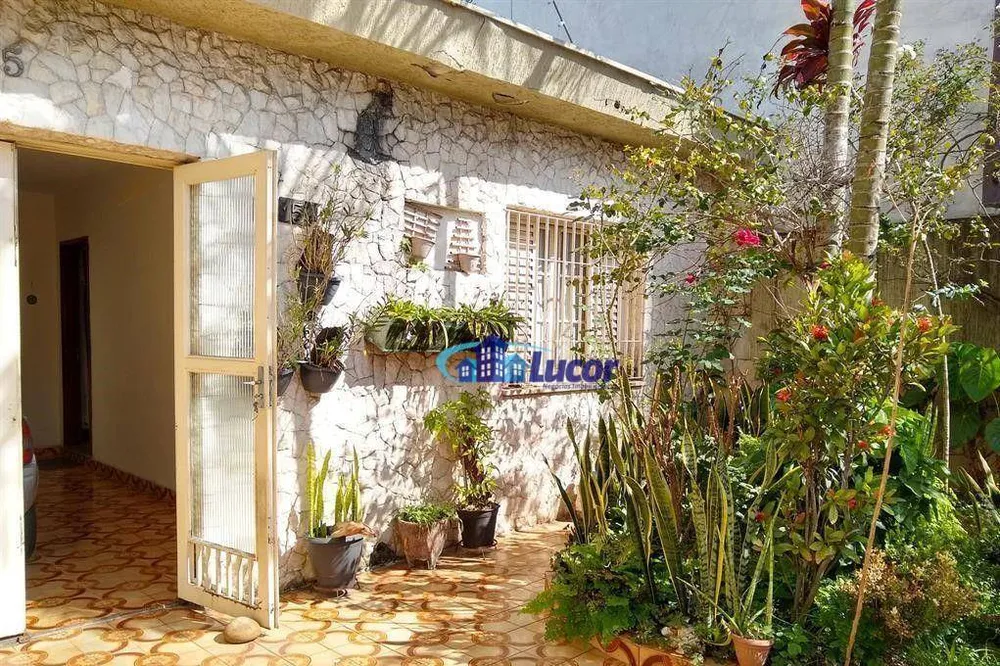 Casa, 3 quartos, 184 m² - Foto 1