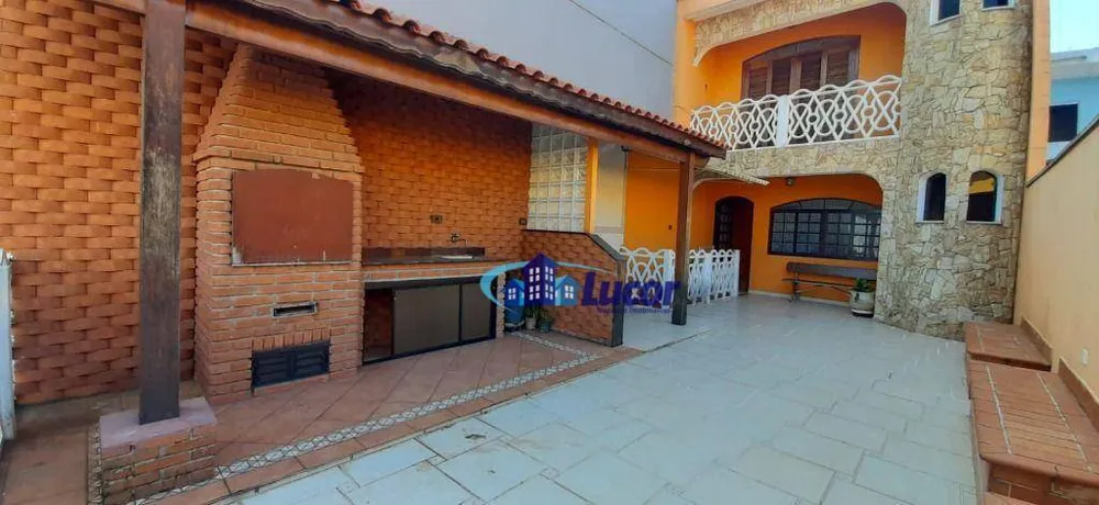 Sobrado, 3 quartos, 150 m² - Foto 1