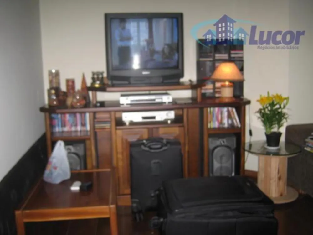Apartamento, 3 quartos, 160 m² - Foto 2