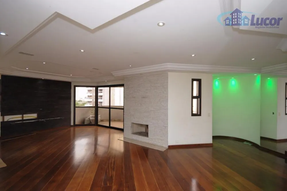 Apartamento, 3 quartos, 249 m² - Foto 1