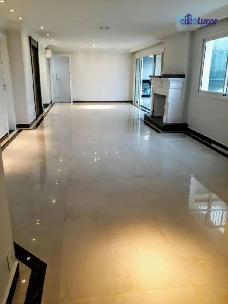 Apartamento, 3 quartos, 235 m² - Foto 2