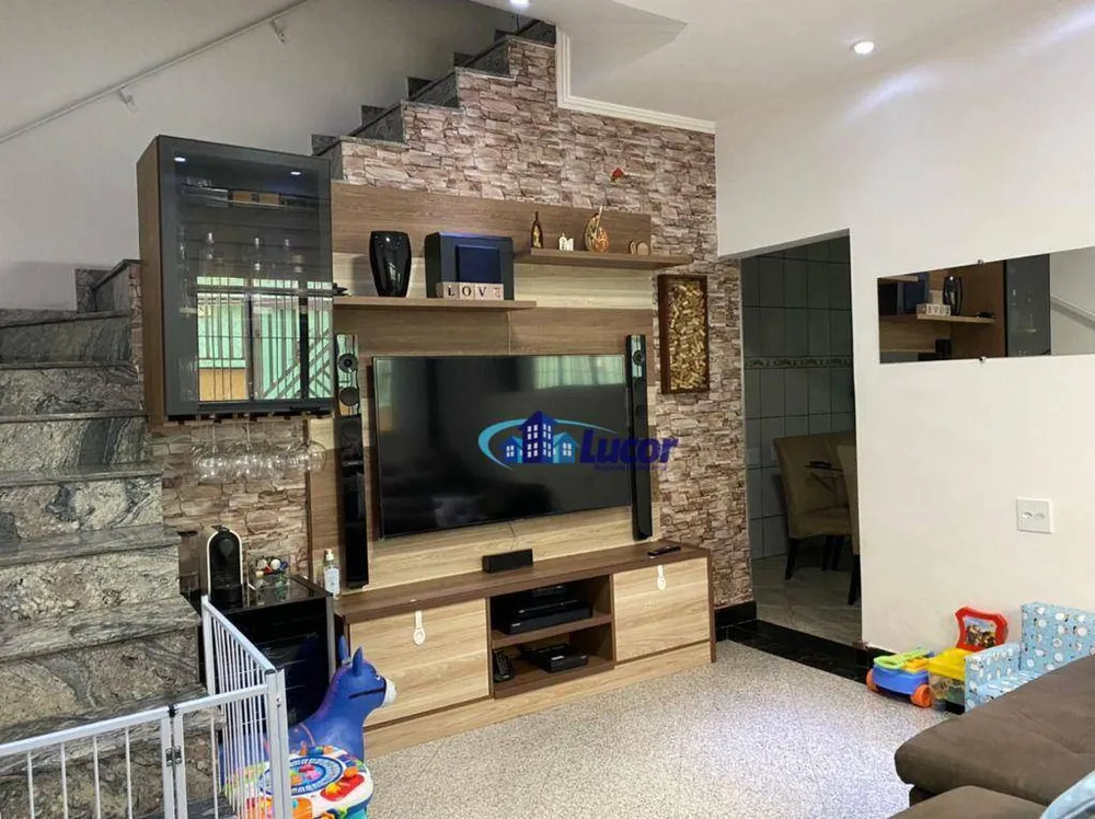 Sobrado, 2 quartos, 69 m² - Foto 1
