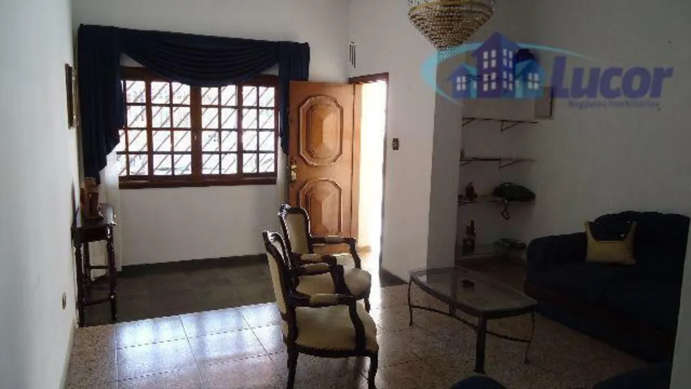 Sobrado, 4 quartos, 232 m² - Foto 1