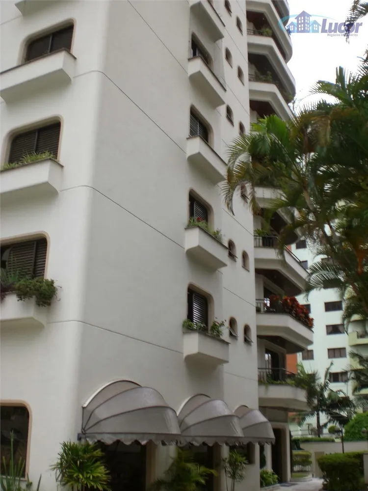 Apartamento, 3 quartos, 176 m² - Foto 1