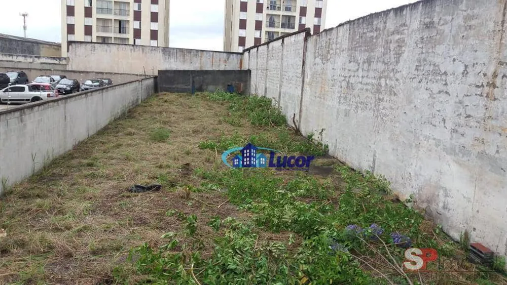 Loteamento e Condomínio, 500 m² - Foto 1