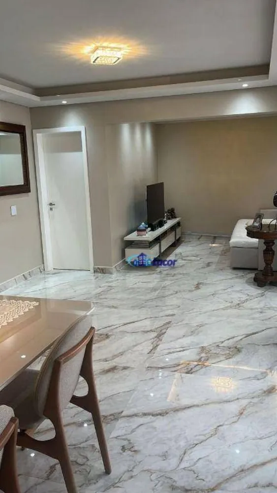 Apartamento, 3 quartos, 123 m² - Foto 2