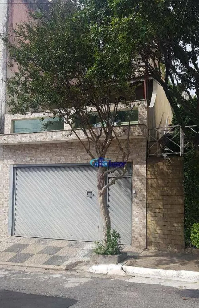Sobrado, 3 quartos, 200 m² - Foto 1