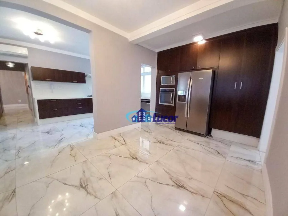 Apartamento, 3 quartos, 250 m² - Foto 2
