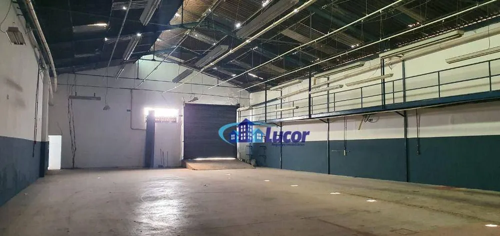 Depósito-Galpão, 750 m² - Foto 1