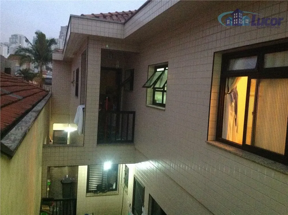 Casa, 5 quartos, 214 m² - Foto 1
