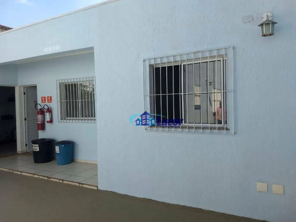 Casa, 3 quartos, 180 m² - Foto 1