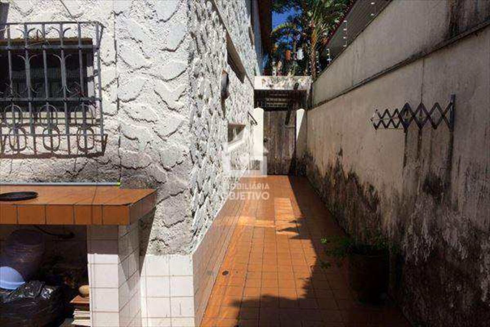 Casa, 3 quartos, 169 m² - Foto 4