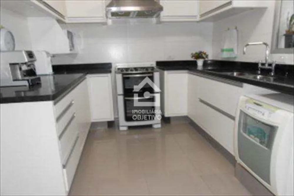 Apartamento, 4 quartos, 210 m² - Foto 1