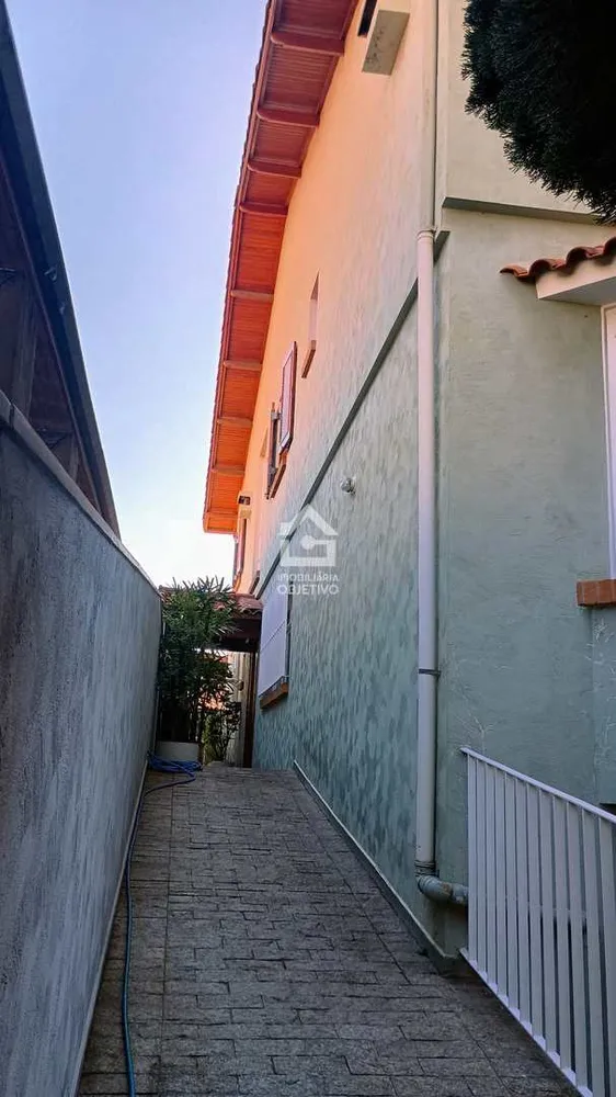 Sobrado, 4 quartos, 205 m² - Foto 1