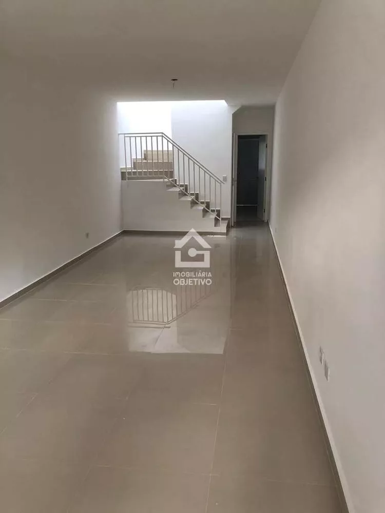 Casa à venda com 3 quartos, 85m² - Foto 2