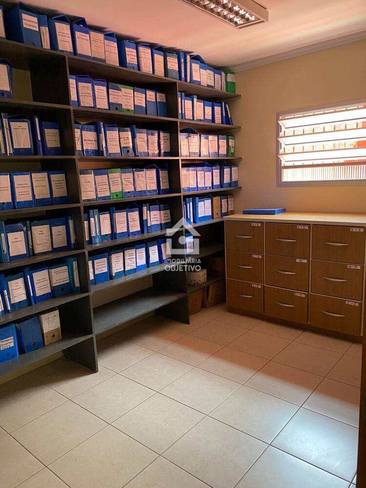 Prédio Inteiro - Foto 1