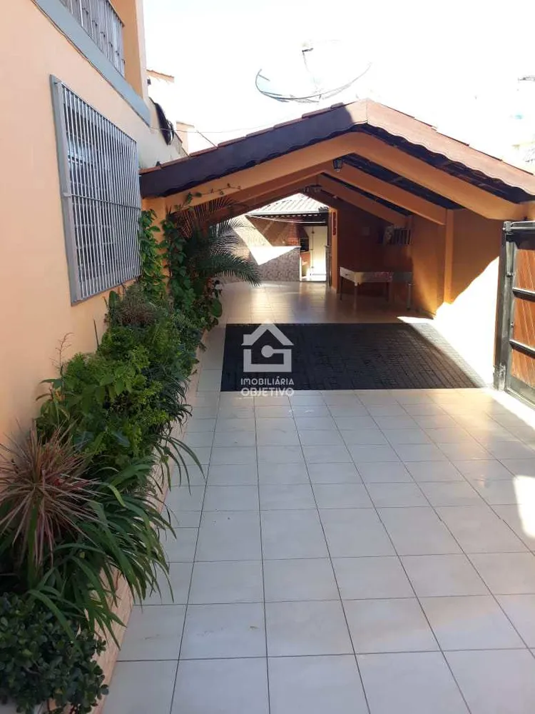 Sobrado, 3 quartos, 260 m² - Foto 1