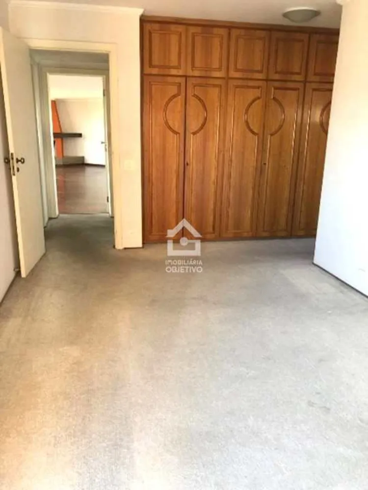Apartamento, 3 quartos, 220 m² - Foto 2