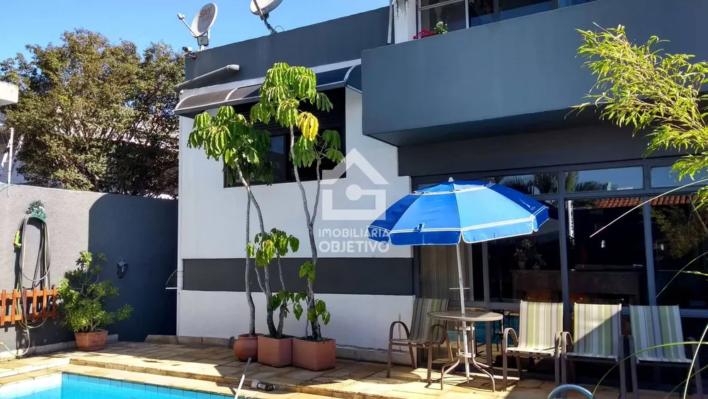 Casa, 5 quartos, 250 m² - Foto 1
