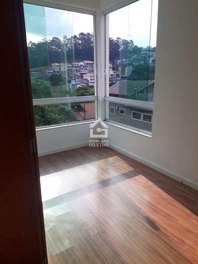 Sobrado, 3 quartos, 220 m² - Foto 2