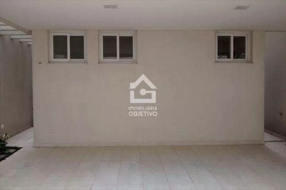 Casa de Condomínio à venda com 4 quartos, 394m² - Foto 2