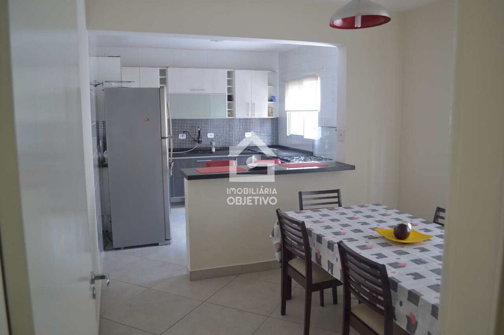 Sobrado, 3 quartos, 200 m² - Foto 2