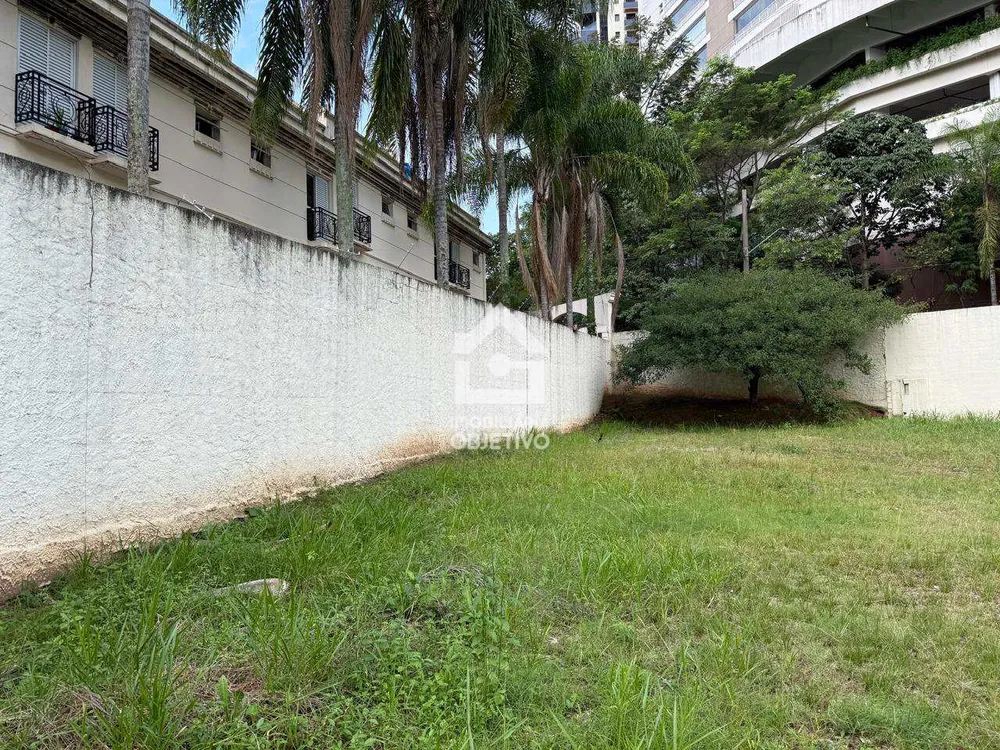 Loteamento e Condomínio, 650 m² - Foto 1