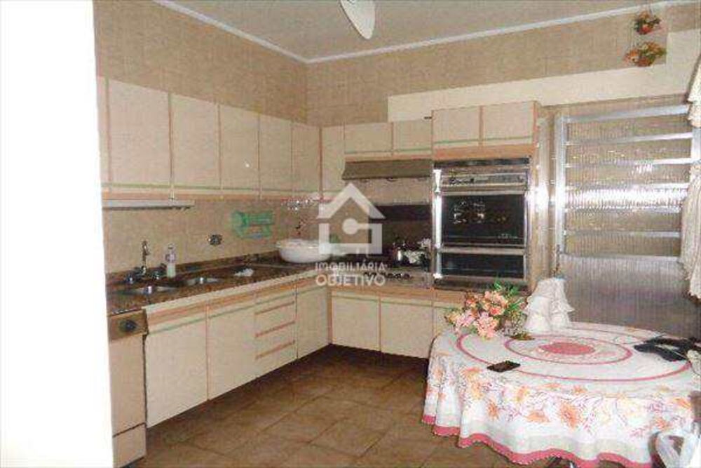 Casa, 3 quartos, 301 m² - Foto 4