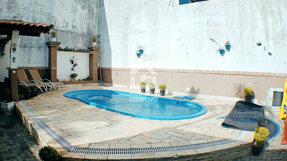 Casa, 3 quartos, 180 m² - Foto 1