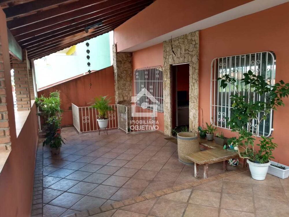Casa, 3 quartos, 190 m² - Foto 1