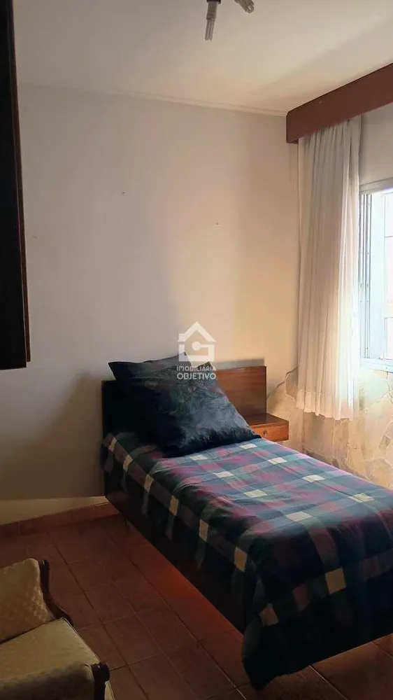 Casa, 3 quartos, 250 m² - Foto 2