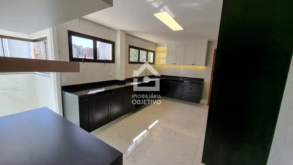 Apartamento, 4 quartos, 195 m² - Foto 3