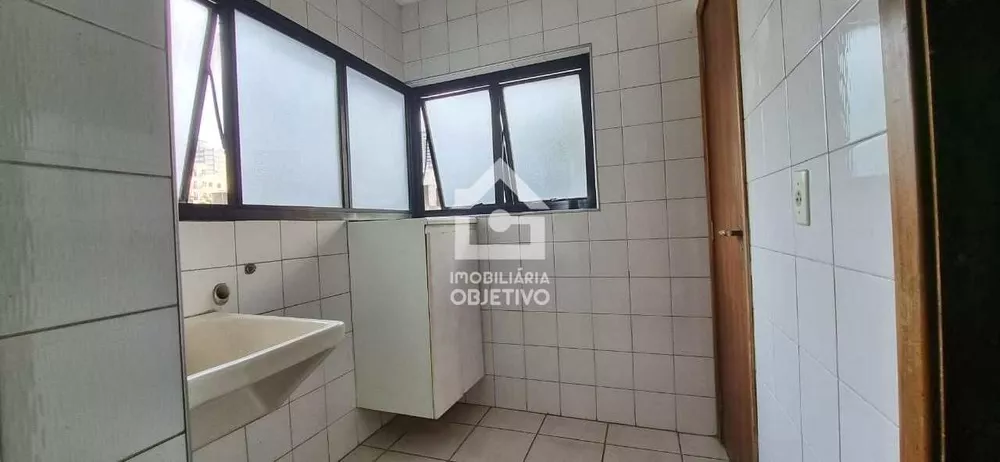 Apartamento, 3 quartos, 140 m² - Foto 1