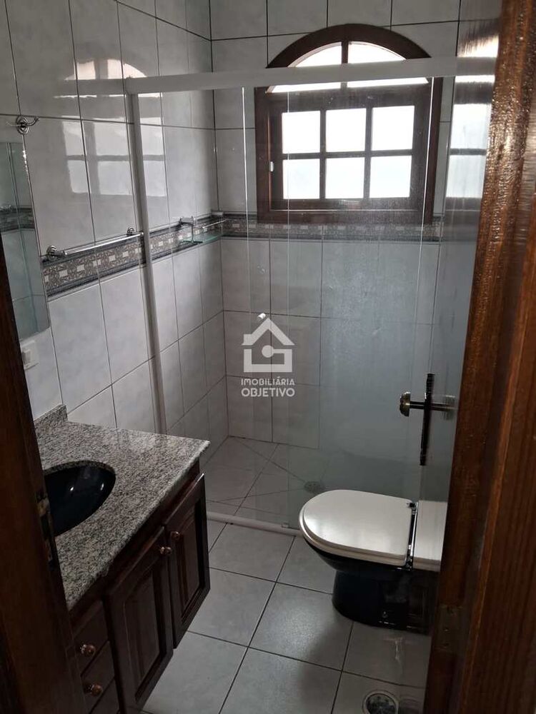 Sobrado, 3 quartos, 206 m² - Foto 1