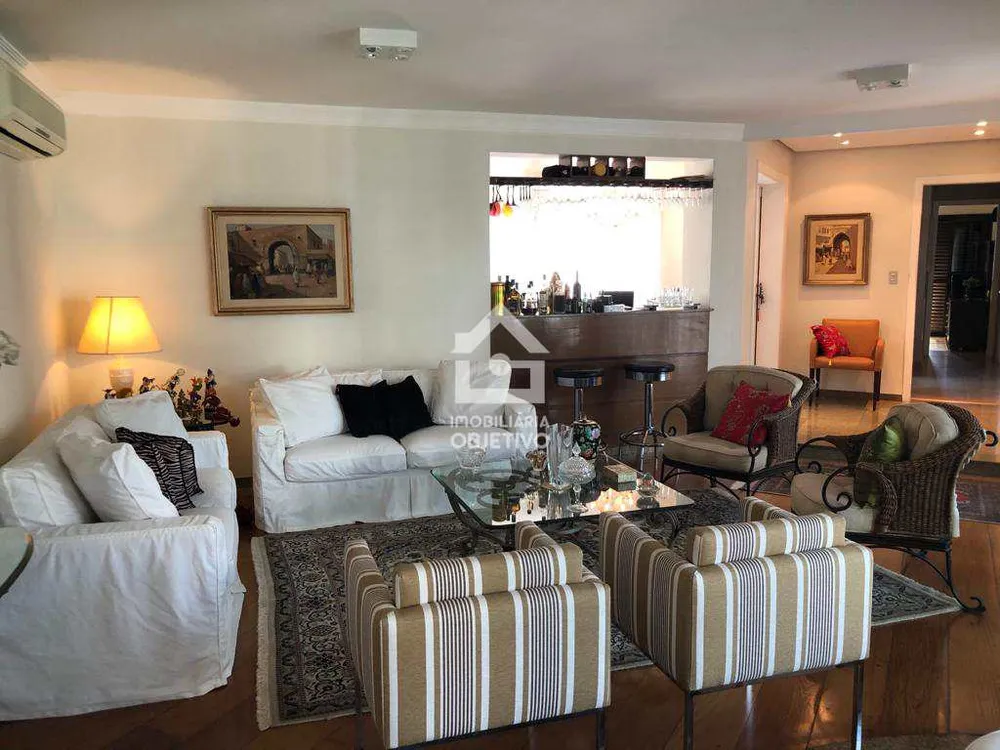 Apartamento, 3 quartos, 185 m² - Foto 2