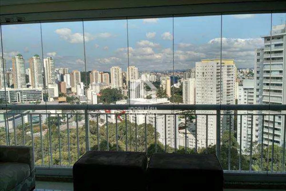 Apartamento à venda com 4 quartos, 230m² - Foto 5