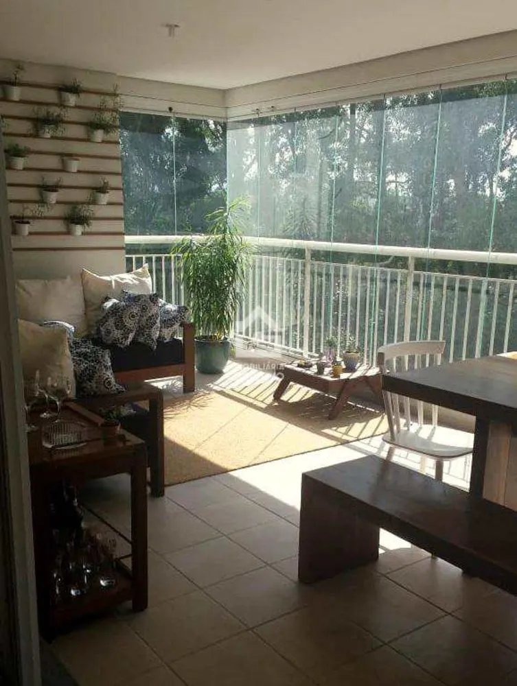 Apartamento, 3 quartos, 131 m² - Foto 2