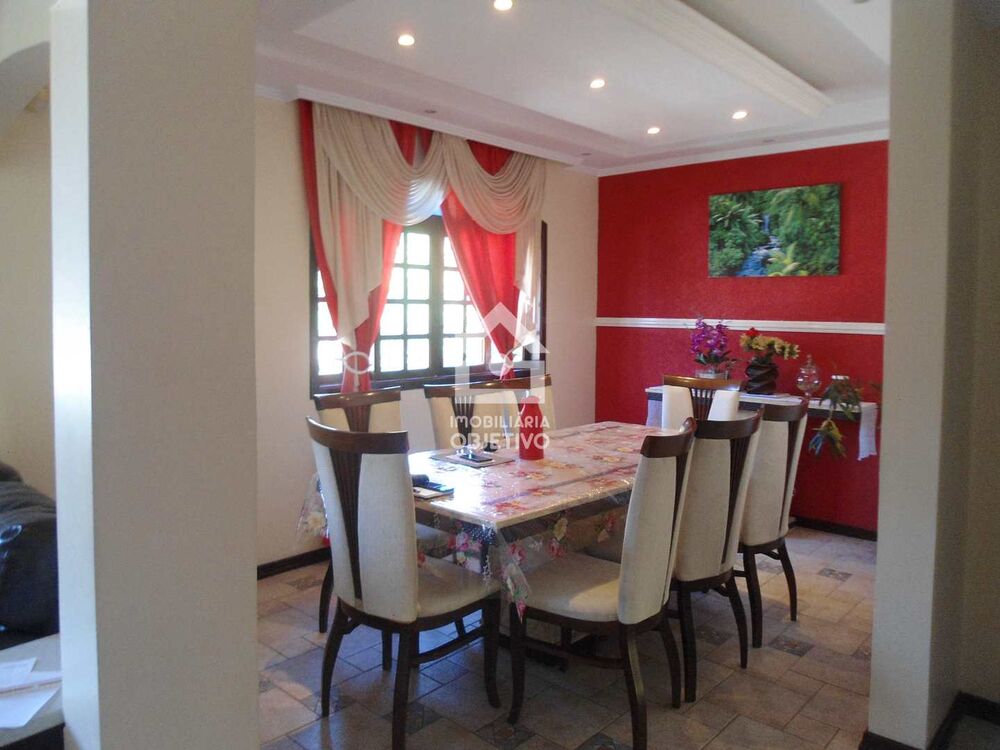 Casa, 3 quartos, 276 m² - Foto 2