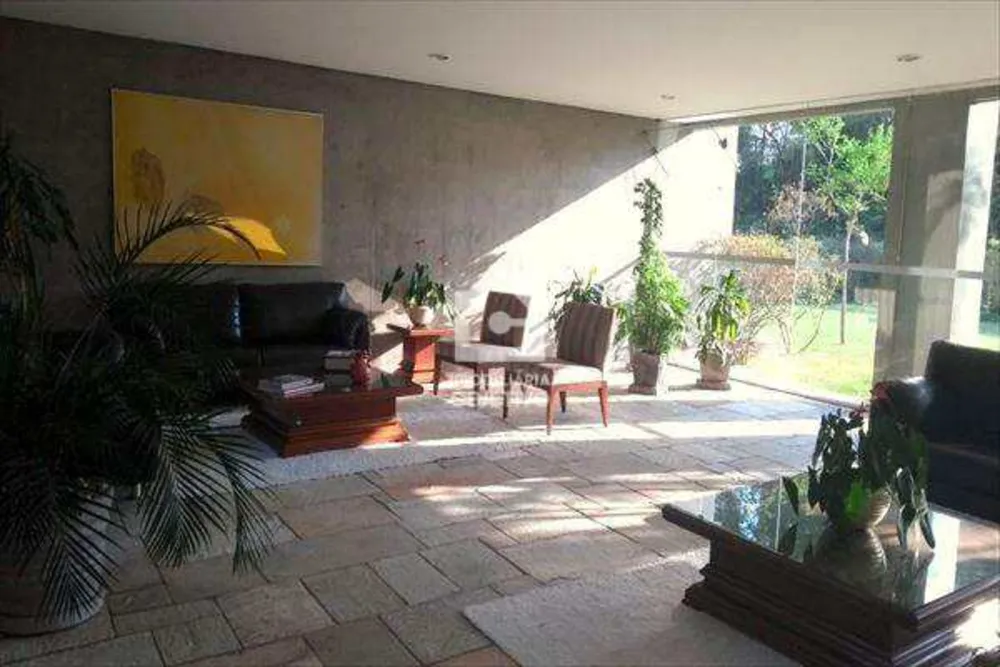 Apartamento, 3 quartos, 140 m² - Foto 2