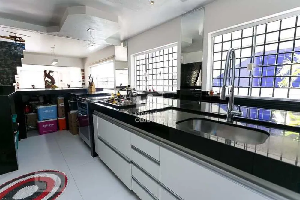 Casa, 5 quartos, 380 m² - Foto 2
