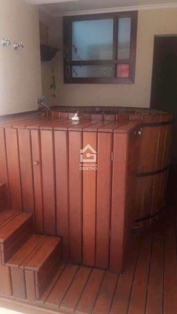 Apartamento, 3 quartos, 240 m² - Foto 1