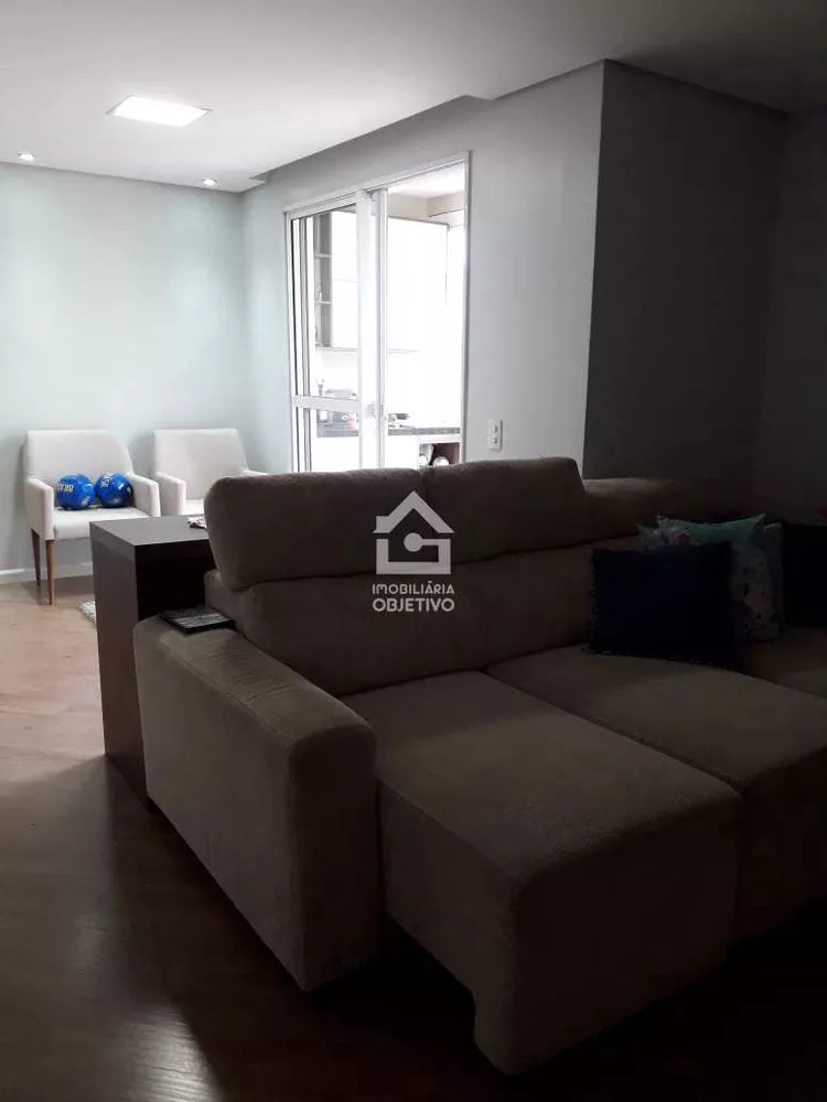 Apartamento à venda com 2 quartos, 66m² - Foto 3