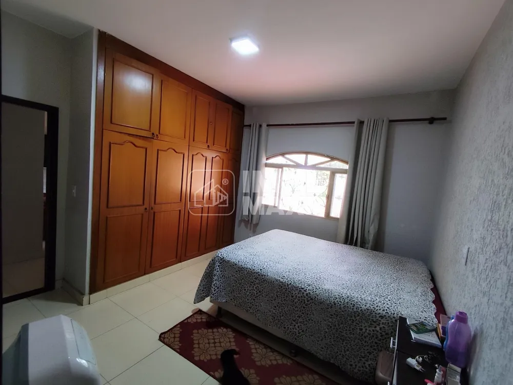Casa, 4 quartos, 220 m² - Foto 4