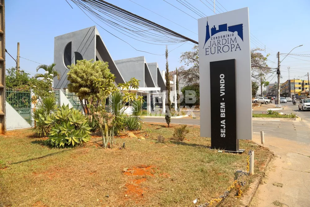 Casa de Condomínio à venda com 3 quartos, 358m² - Foto 3